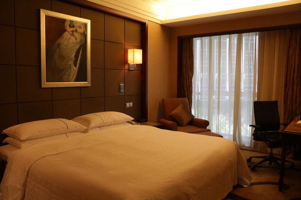 Sheraton Shenzhen Futian Hotel Bagian luar foto